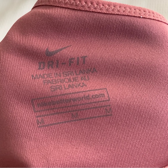 Nike High Impact Dri fit Sports Bra Size Medium - Picture 2 of 5